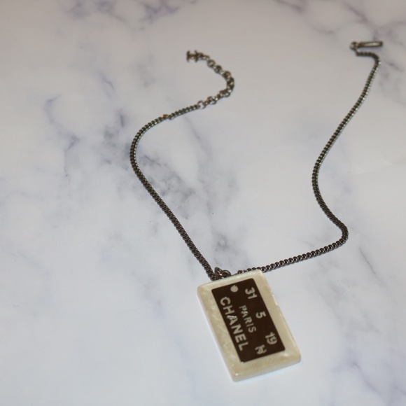 Chanel Necklace - Picture 1 of 4